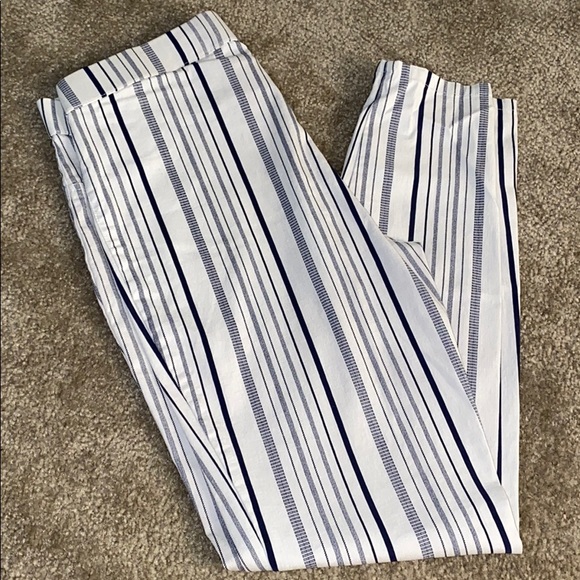 pants - Picture 1 of 2